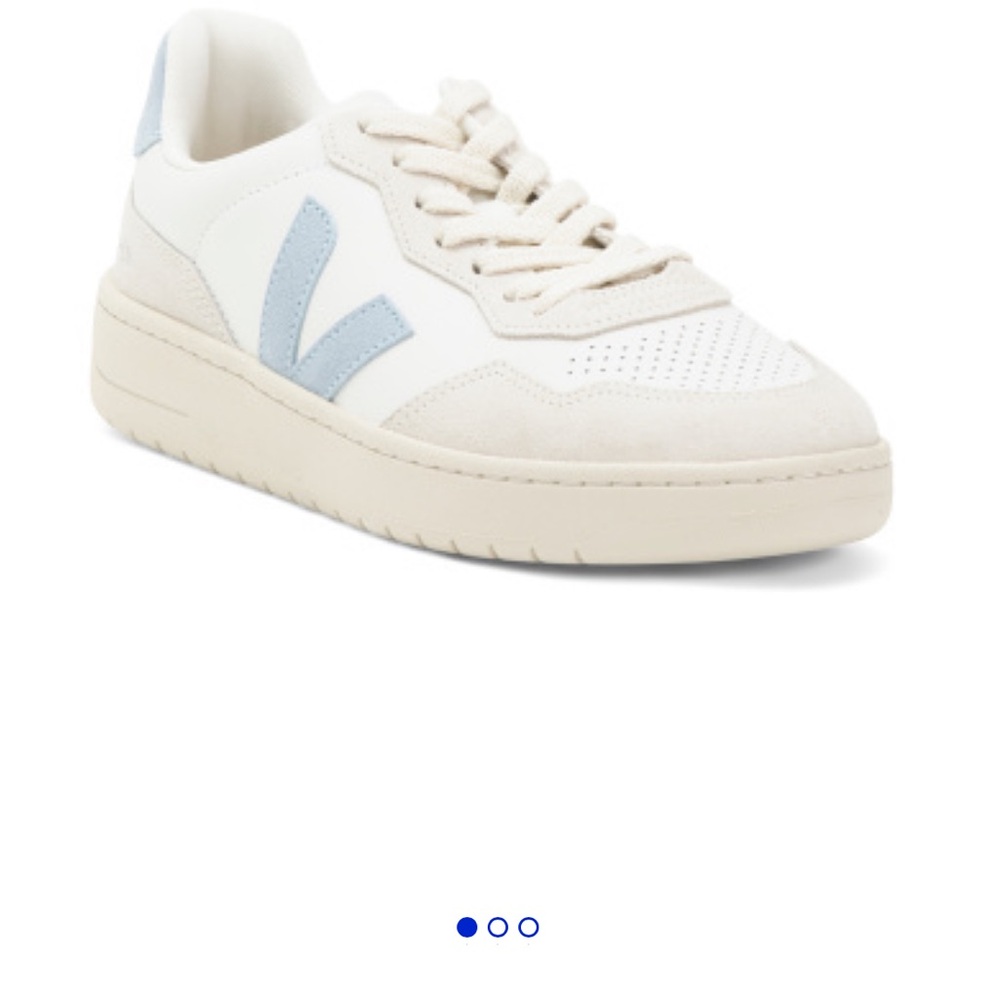 Veja Women's Cream and Light Blue Sneakers